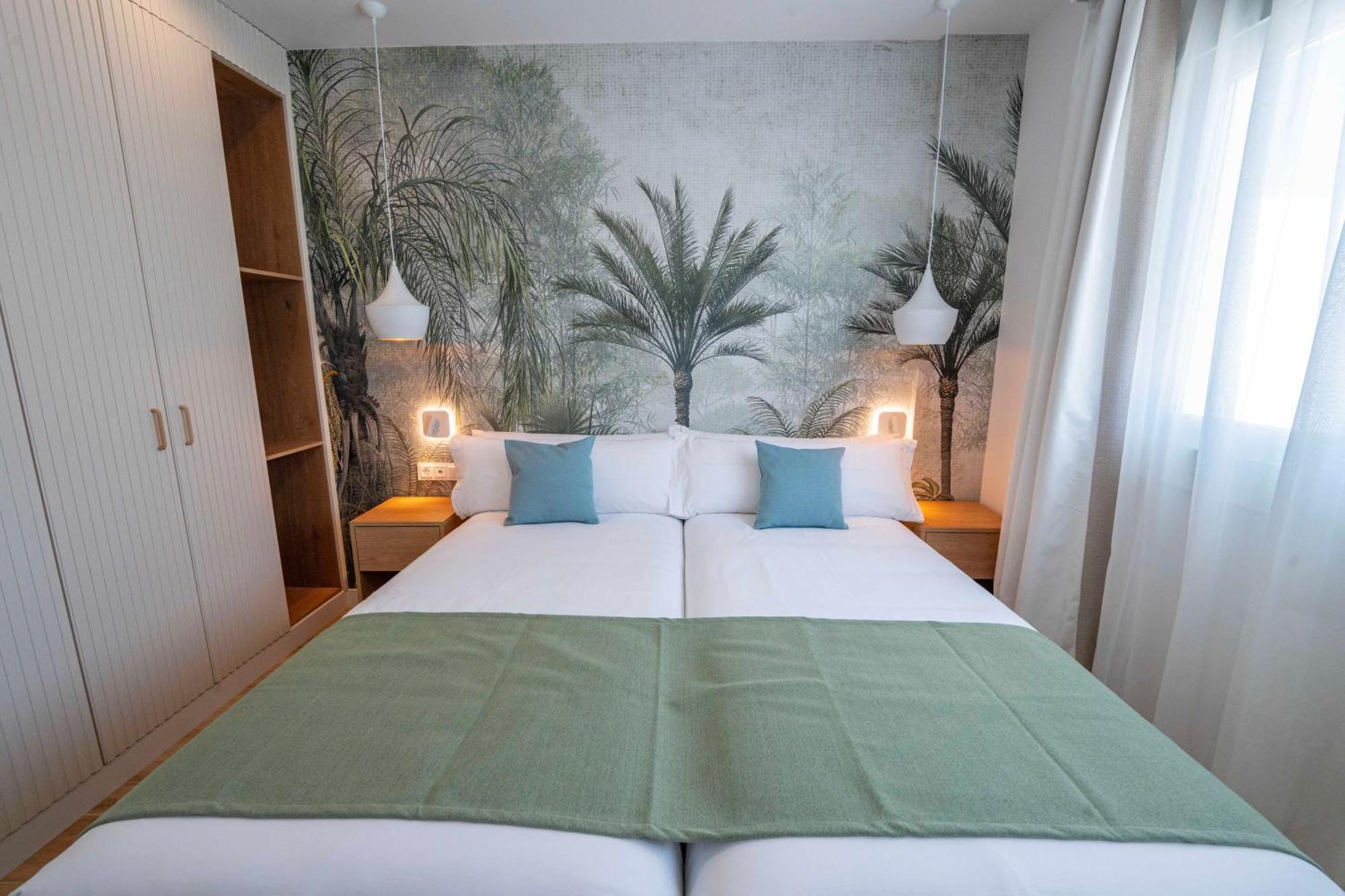 Punta Candor Suites Рота Екстер'єр фото