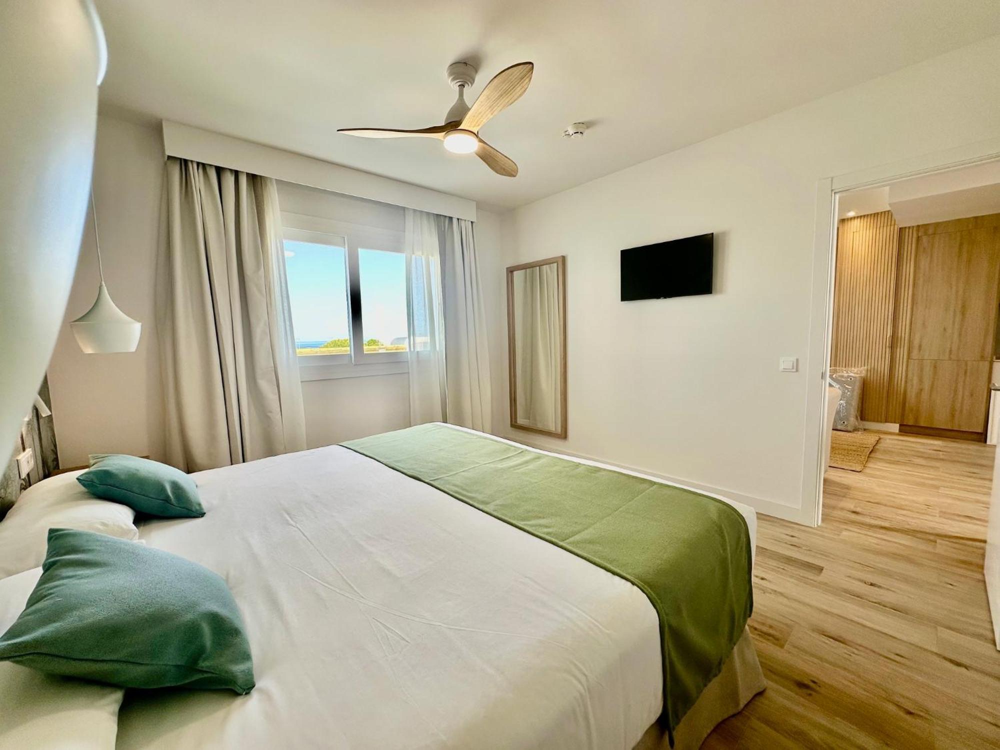 Punta Candor Suites Рота Екстер'єр фото
